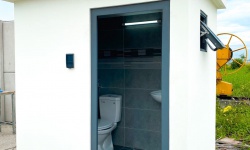 Toilet đúc sẵn